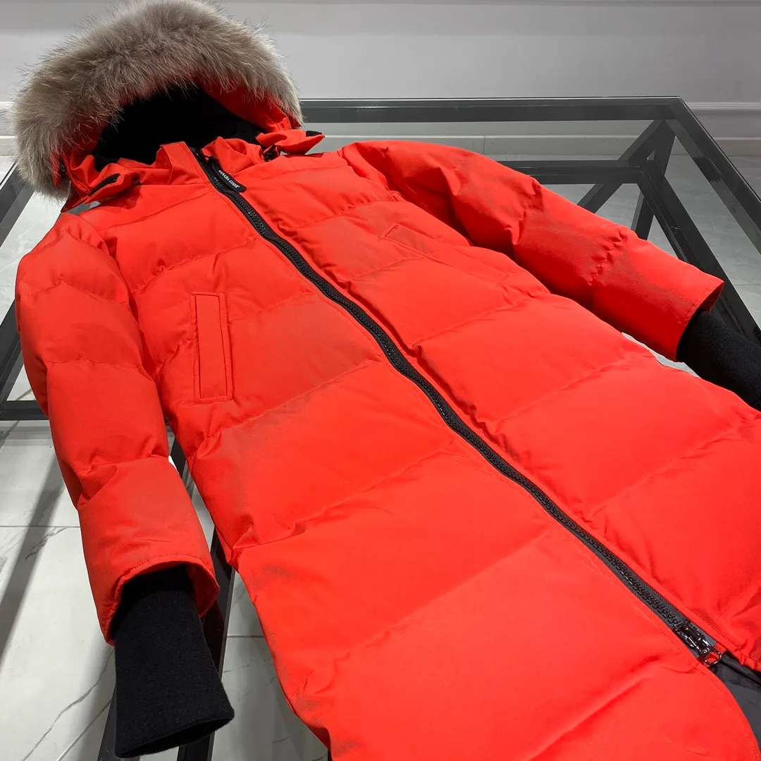 P860 🇨🇦Top original Big Goose 22 parka-red tile display🇨🇦